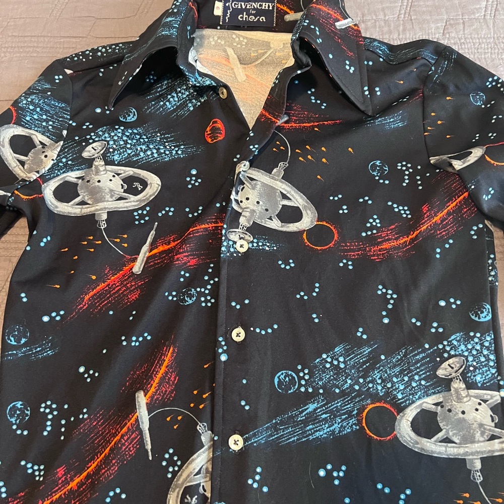 Givenchy Black and Orange Cosmic Shirt Like New, Size 6, Vintage - Picture 3 of 4